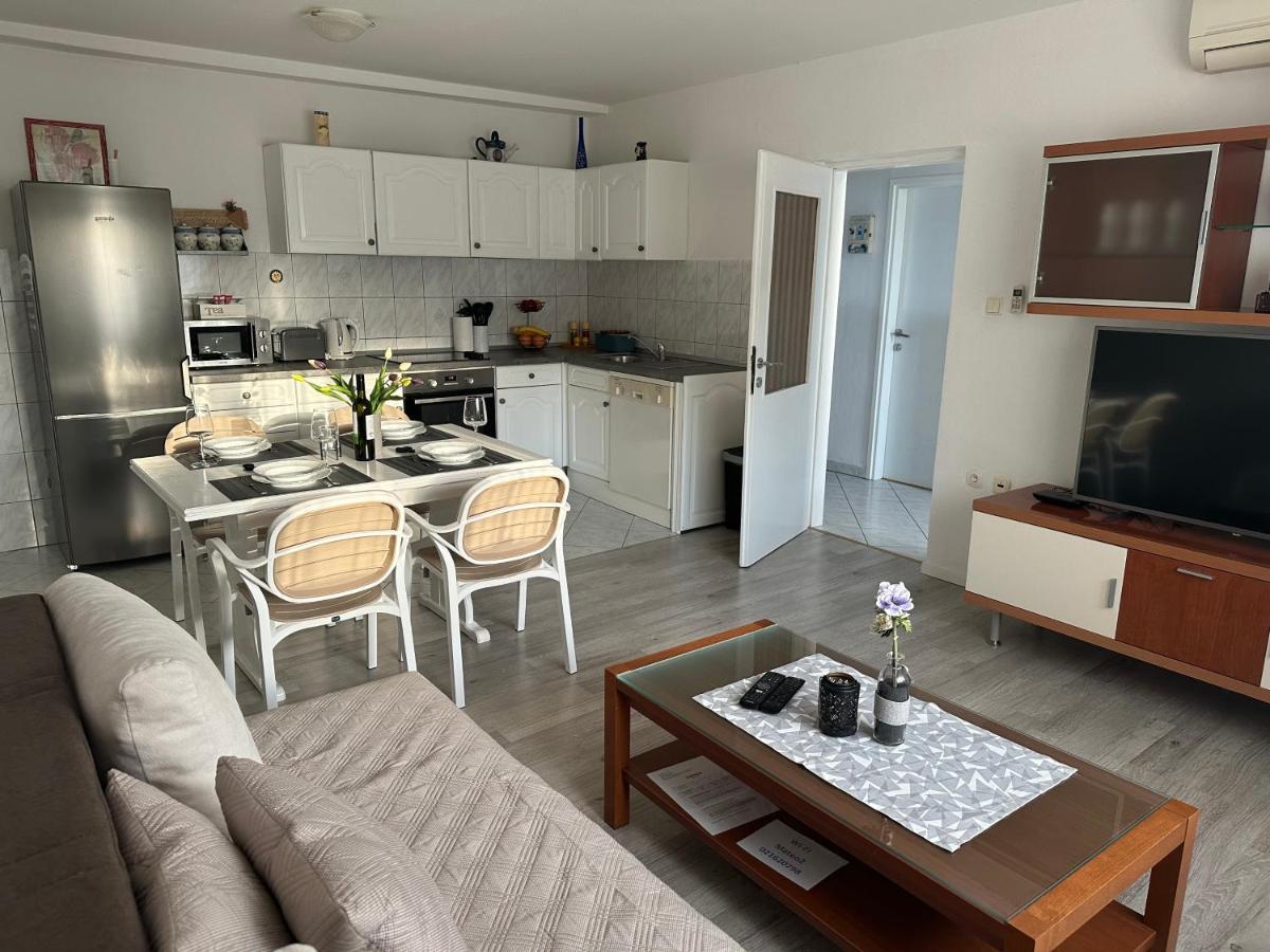 Apartman Antonio Baška Voda Esterno foto